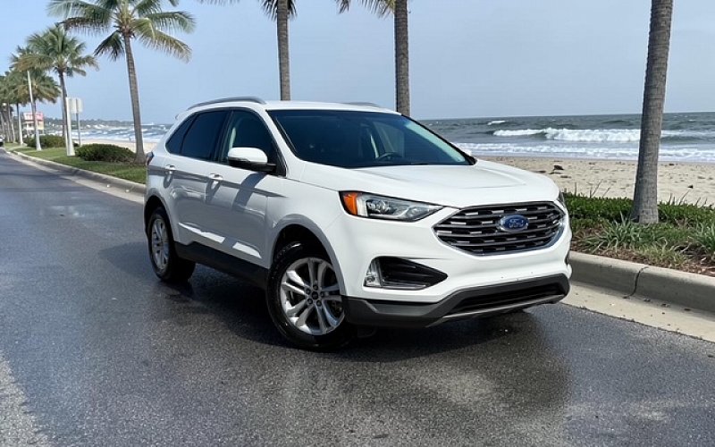 Weekly car rental options from MOOV Rentals in South Florida